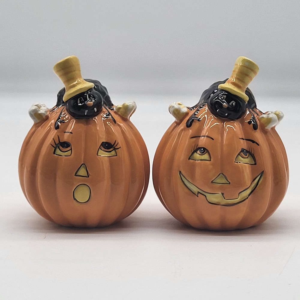 Transpac Holiday Shop Pumpkin Spider Salt Pepper Shakers Halloween Set
